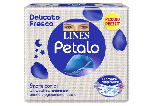 Lines Idea petalo blu assorbenti notte 9 pezzi