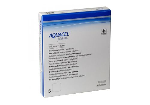 Aquacel Foam medicazione sterile non adesiva 15 x 15cm 5 pezzi