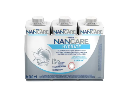 Nancare hydrate soluzione reidratante orale pronta all'uso gusto fragola 3 x 200ml 