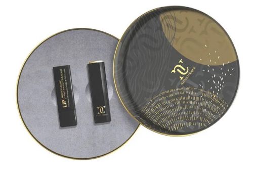 Natur Unique Kiss Collection ialucollagen cofanetto con lip volume XXXL 4,2ml + lipliner nude 1,23 grammi