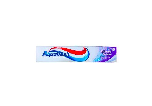 Aquafresh Intense White dentifricio sbiancante 75ml